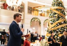 THẮP SÁNG CÂY THÔNG GIÁNG SINH: SOFITEL SAIGON PLAZA CHÍNH THỨC KHAI MẠC MÙA LỄ HỘI 2025